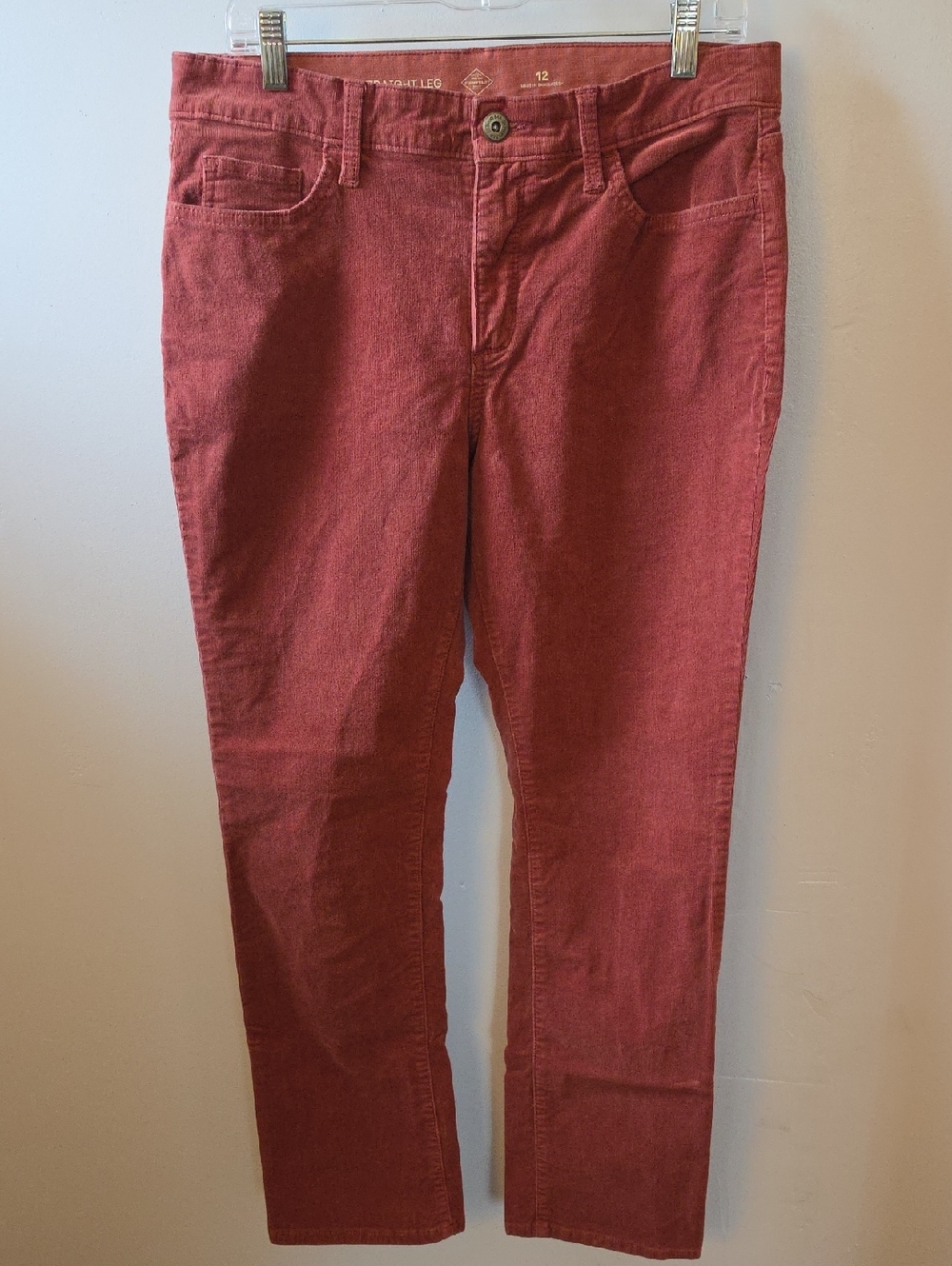 Corduroy Straight-Leg Pants in Dusty Rose Color